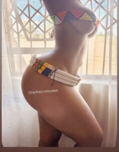 Sexy Curvy Zulu Girl Goes Nude, Looking So Dope (See Photos & Video) 3 Gdoz25zXIAA 4M Sexy Curvy Zulu Girl Goes Nude, Looking So Dope (See Photos & Video)