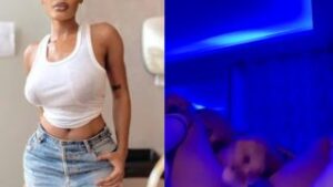 Watch Oye Kyme Fucking Her Pussy With A Dildo (Watch Video) 1 imgonline com ua twotoone LHv8pAXONqZrS 320x180 1 Watch Oye Kyme Fucking Her Pussy With A Dildo (Watch Video)