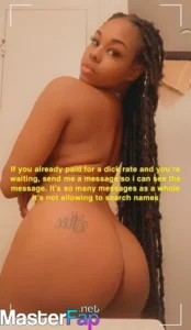 liliwashere34 Nude Photos Of "LiliWasHere" Flaunts Her Boobs & Pussy In Nude Video (See Photos)