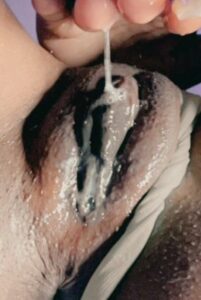 GnuIvxlXAAAQktu South African Rapper “Blaq Kiddoe” Shows Off Her Wet Dripping Pussy (See Photos & Video)