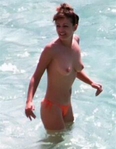 50+ Nude Photos Of "Elizabeth Hurley" You Need To See (Nude Photos) 15 elizabeth hurley25 768x980 1 235x300 1 50+ Nude Photos Of "Elizabeth Hurley" You Need To See (Nude Photos)